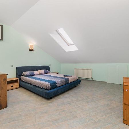 Classical Deribasivska 3-Bedrooms Apartment Одесса Экстерьер фото